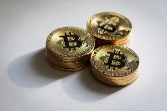 深入了解比特币在全球数字货币市场中的地位及市值排名情况